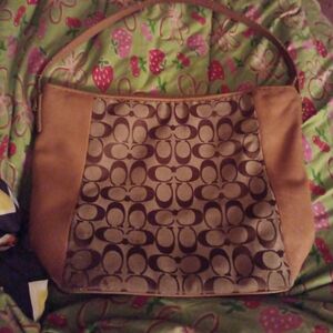 Coach purse bag, brown and beige color from 90s